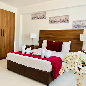 Eleonora Apartmanhotel Lárnaka
